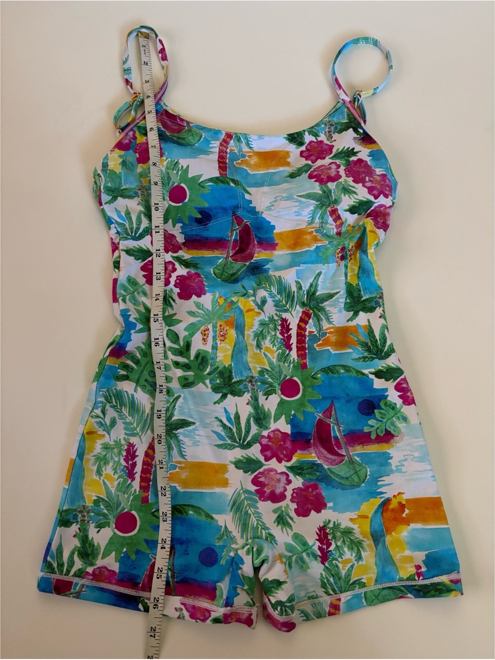 Kavala Lanai Solta Surf Suit Size M ~ Pristine - Picture 10 of 12